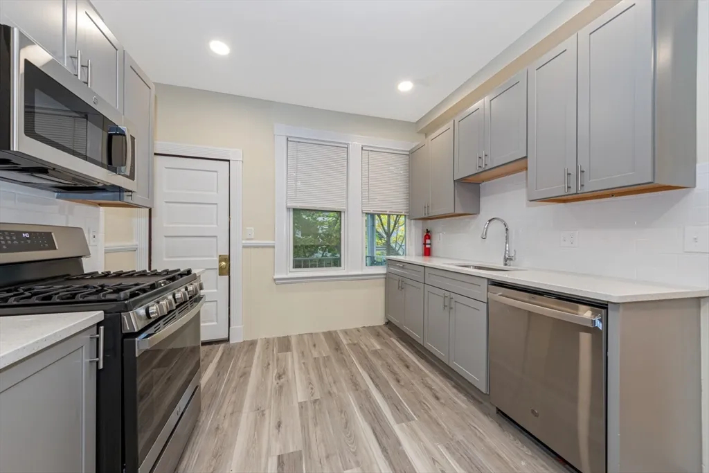 44 Brackett St, Brighton