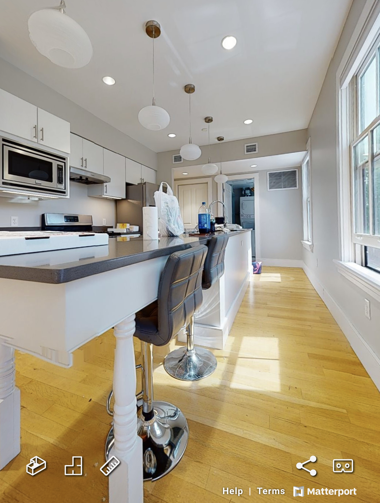 3 bed, 3 bath apartment for rent at 40 Bow St Unit 2, Harvard Square — photo 1 of 9