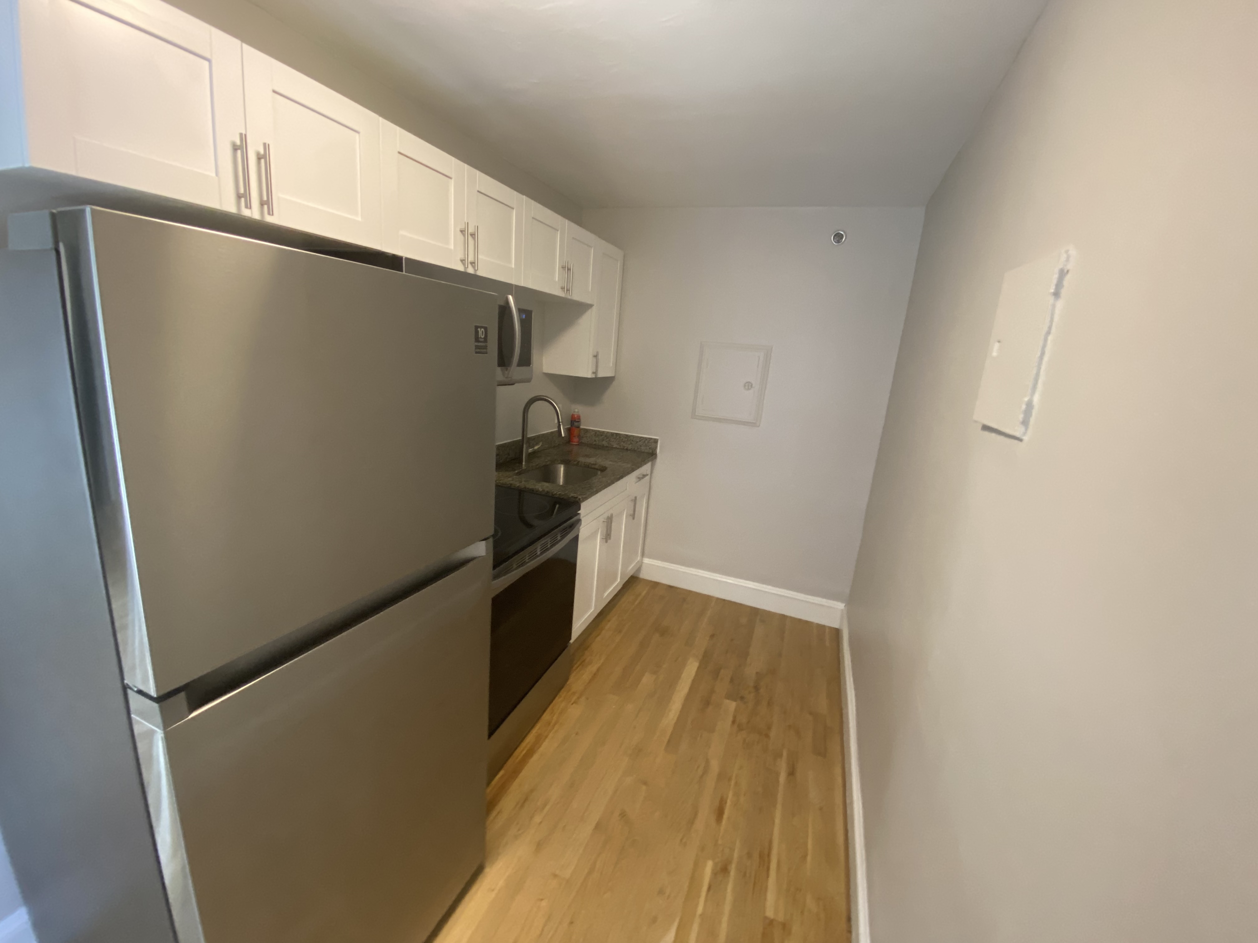 1 bed, 1 bath apartment for rent at 40 Butler Rd Unit 309, Quincy — photo 2 of 7