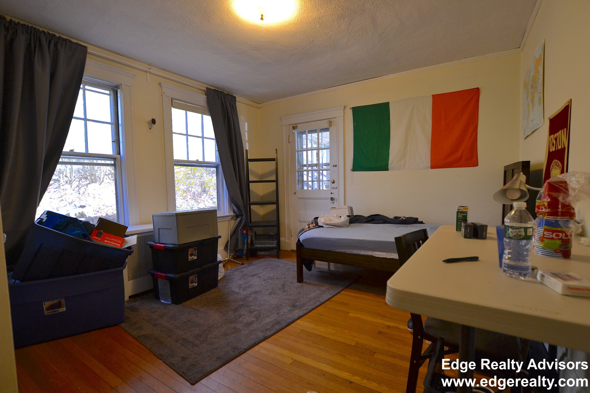 5 bed, 1.5 bath apartment for rent at 29 Manet Rd Unit 1, Chestnut Hill (Newton) — photo 4 of 13