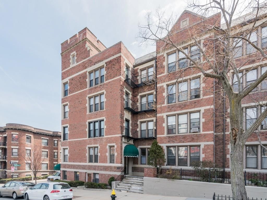 1 bed, 1 bath apartment for rent at 1480 Commonwealth Ave Unit 1B, Brighton — photo 13 of 14