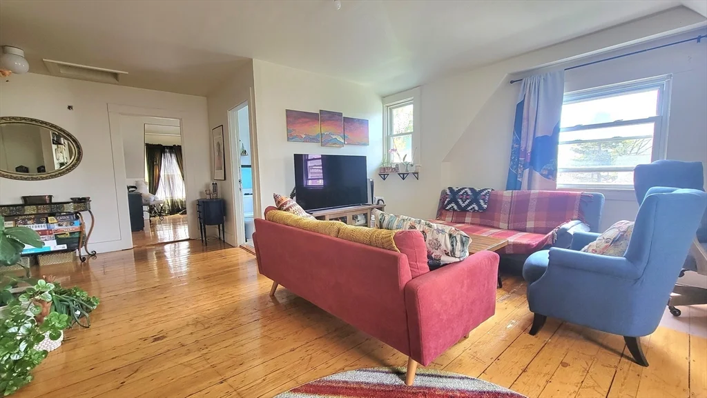45 Auburn St, Coolidge Corner