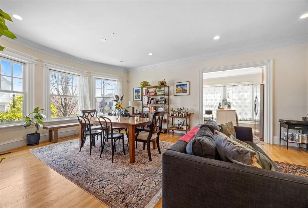 2 Benton Rd, Spring Hill