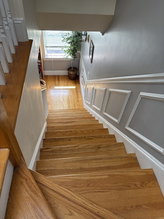 160 1/2 H St, South Boston