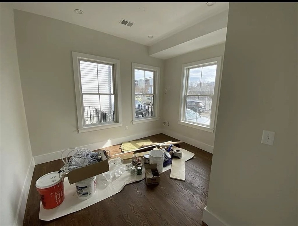 64 Gove St, East Boston