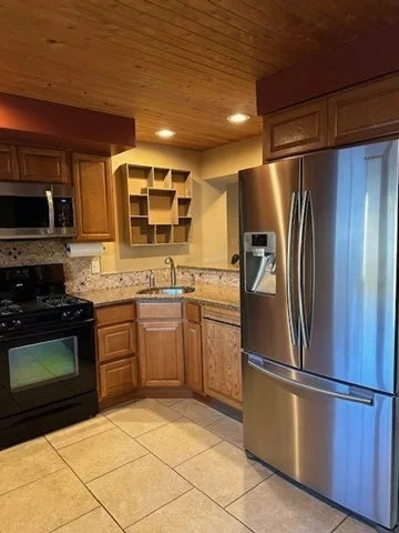 4 Linda Circle, Shrewsbury