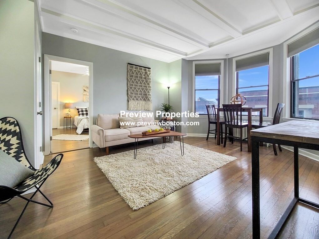 26 Commonwealth Ter, Brighton