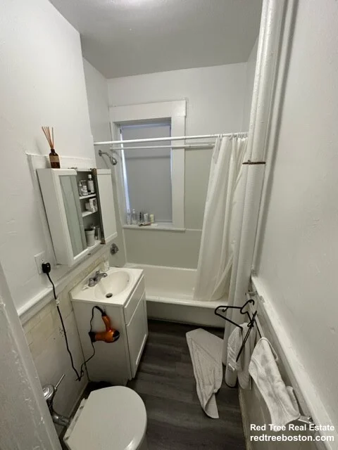 1185 Boylston St, Fenway