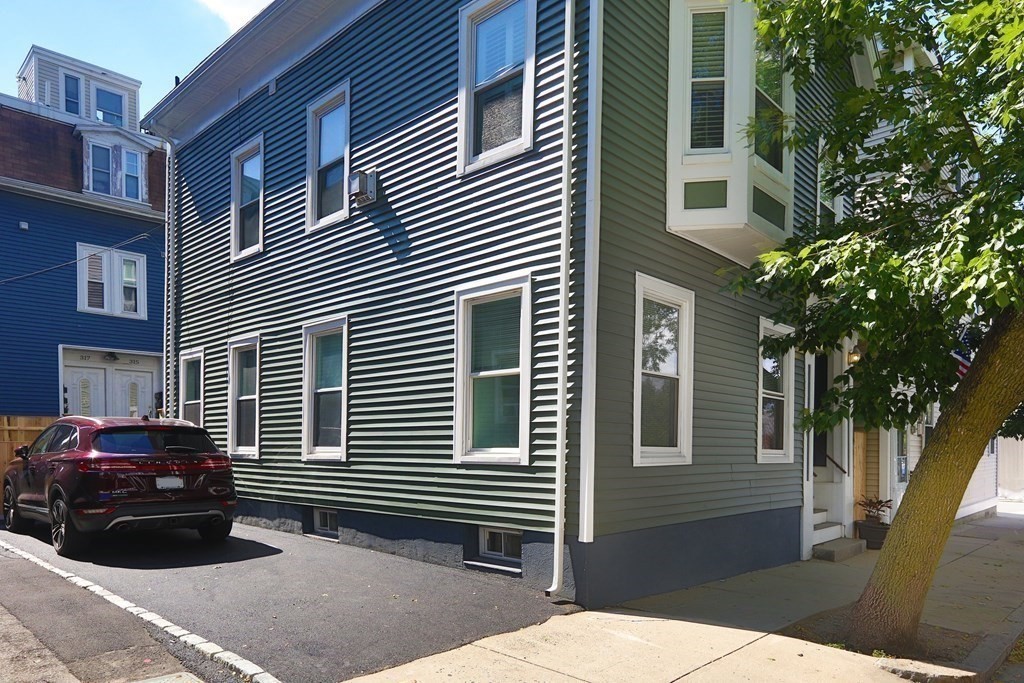 313 West 4th, South Boston