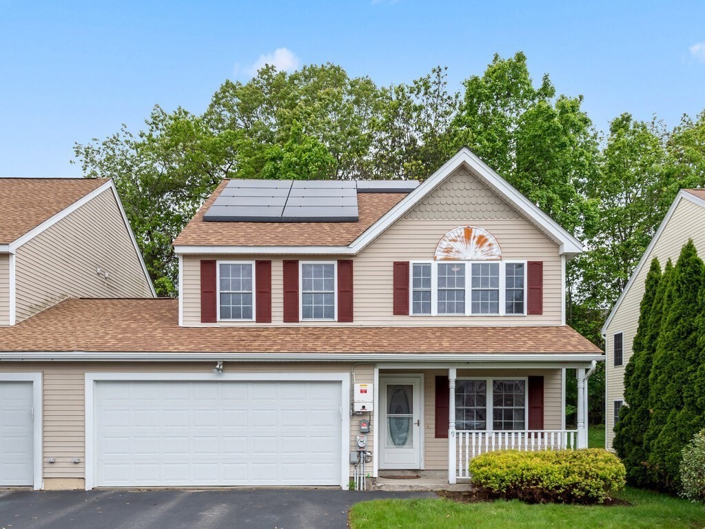 9 Angela Rose Ln, Worcester