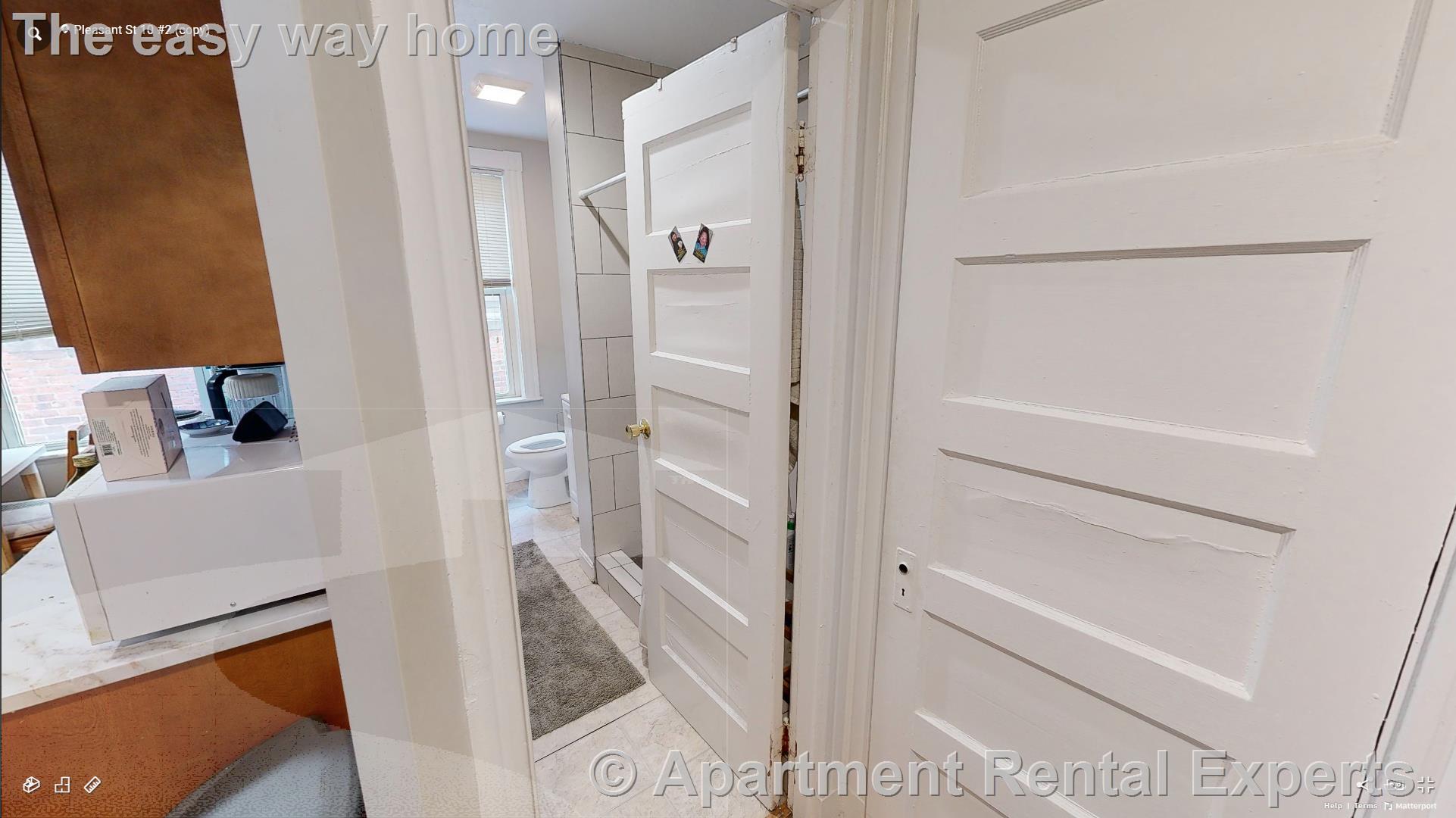 10 Pleasant St, Central Square