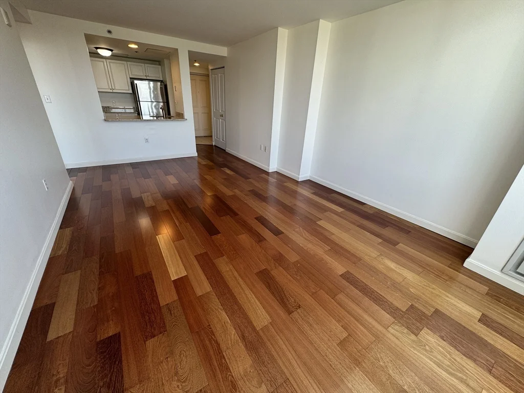 10 Museum Way, East Cambridge