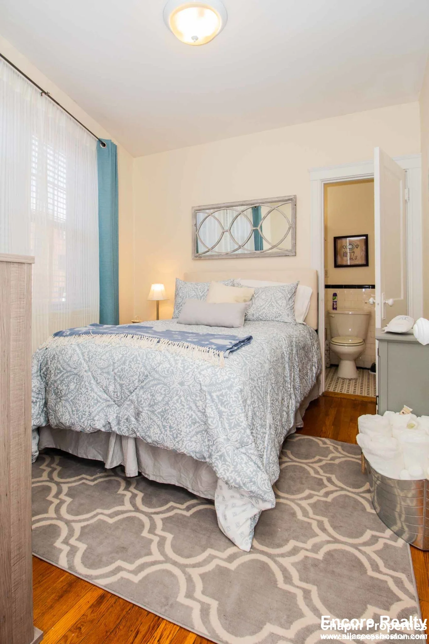 191 Kent St, Brookline