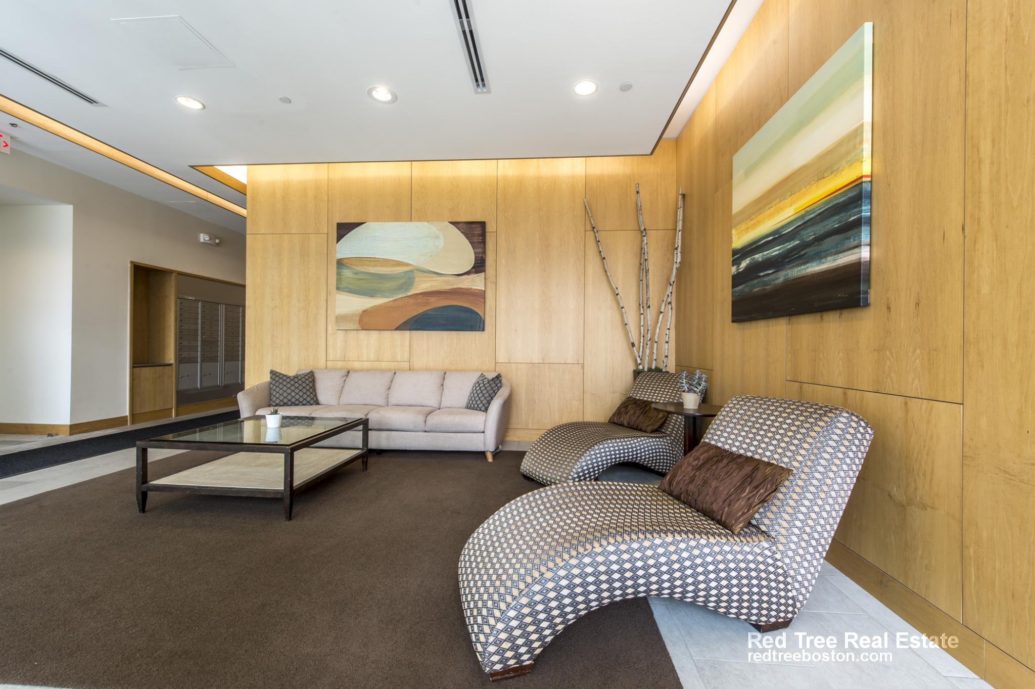 601 Albany St, South End