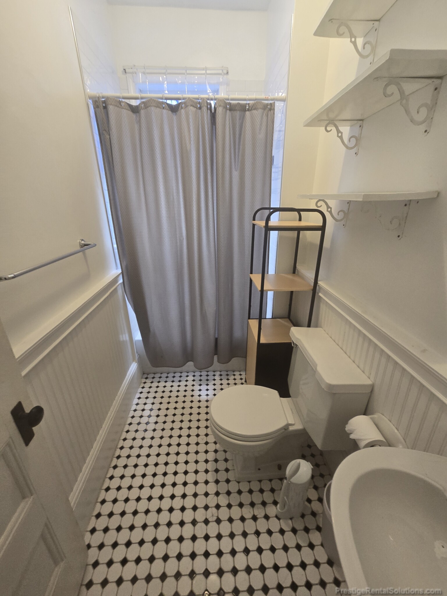 56 Creighton St, Jamaica Plain