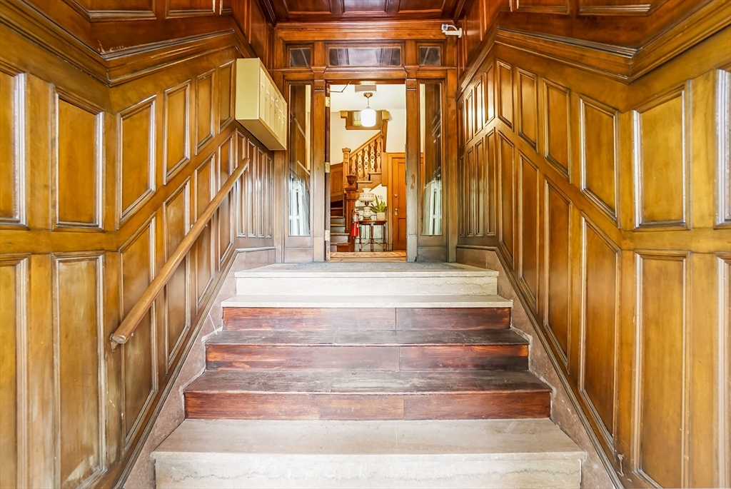 569 Franklin St, Melrose