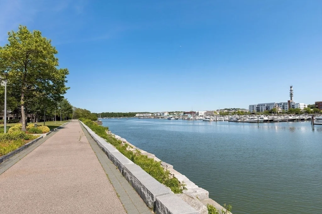 73 Broad Reach, Weymouth