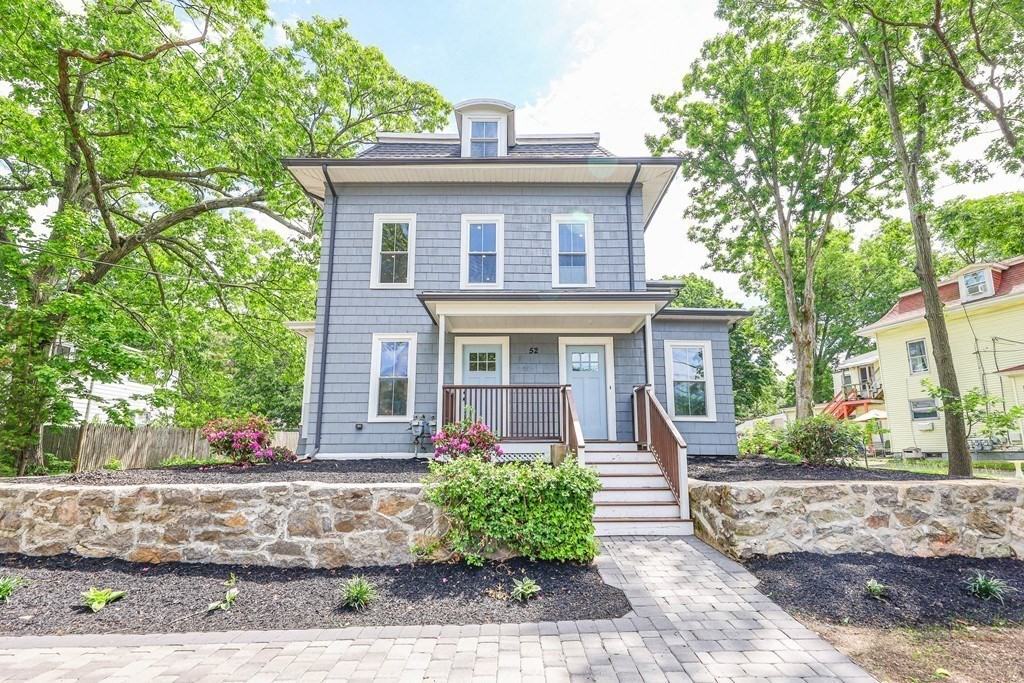 52 Maple St, Hyde Park