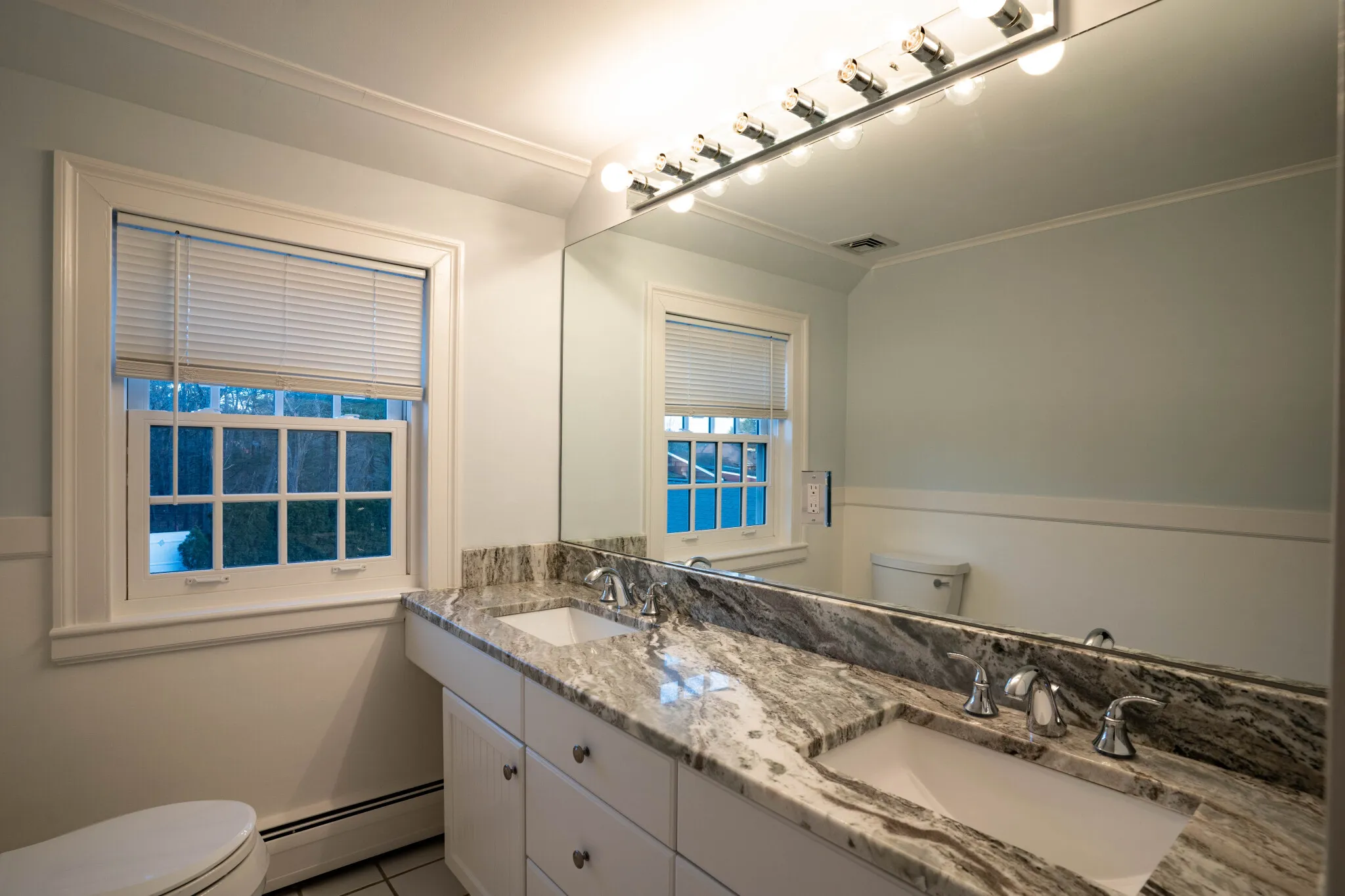 40 Puddingstone Ln, Oak Hill