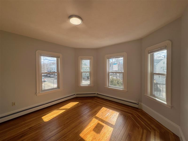 325 Highland Ave, Powder House Square