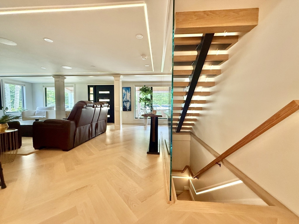 14 Bernard Circle, Tisbury