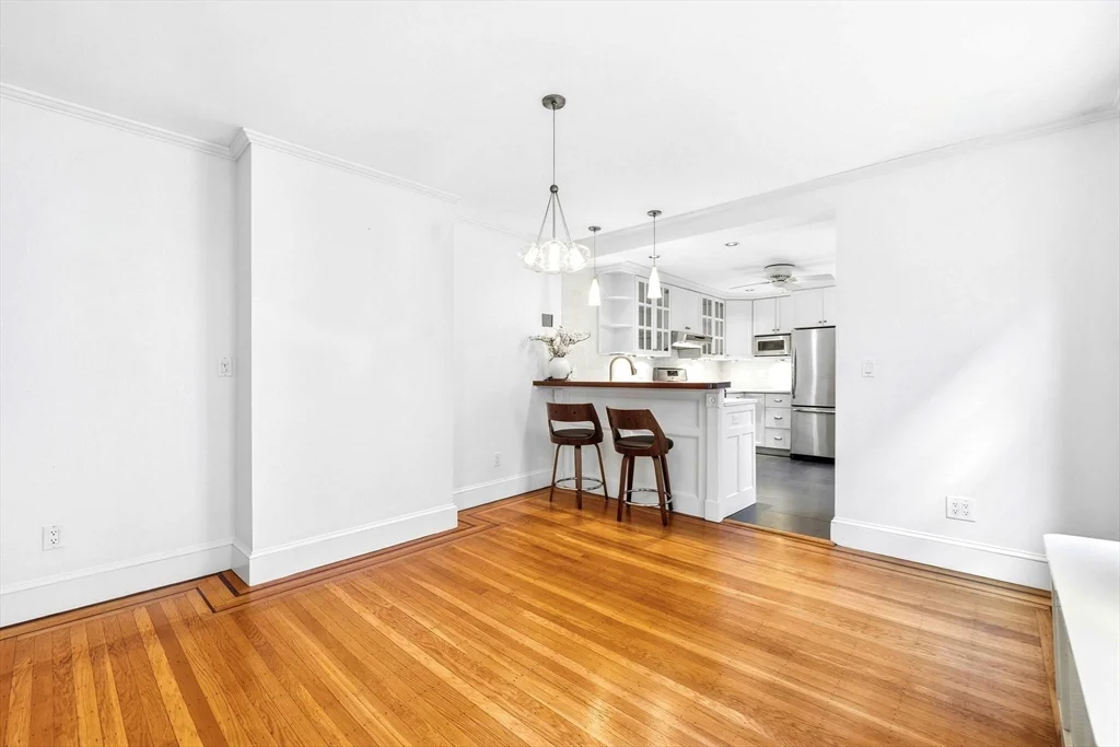 64 Pearl St, Charlestown