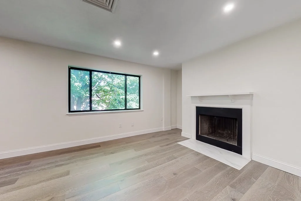 276 Chestnut Hill Ave, Brighton