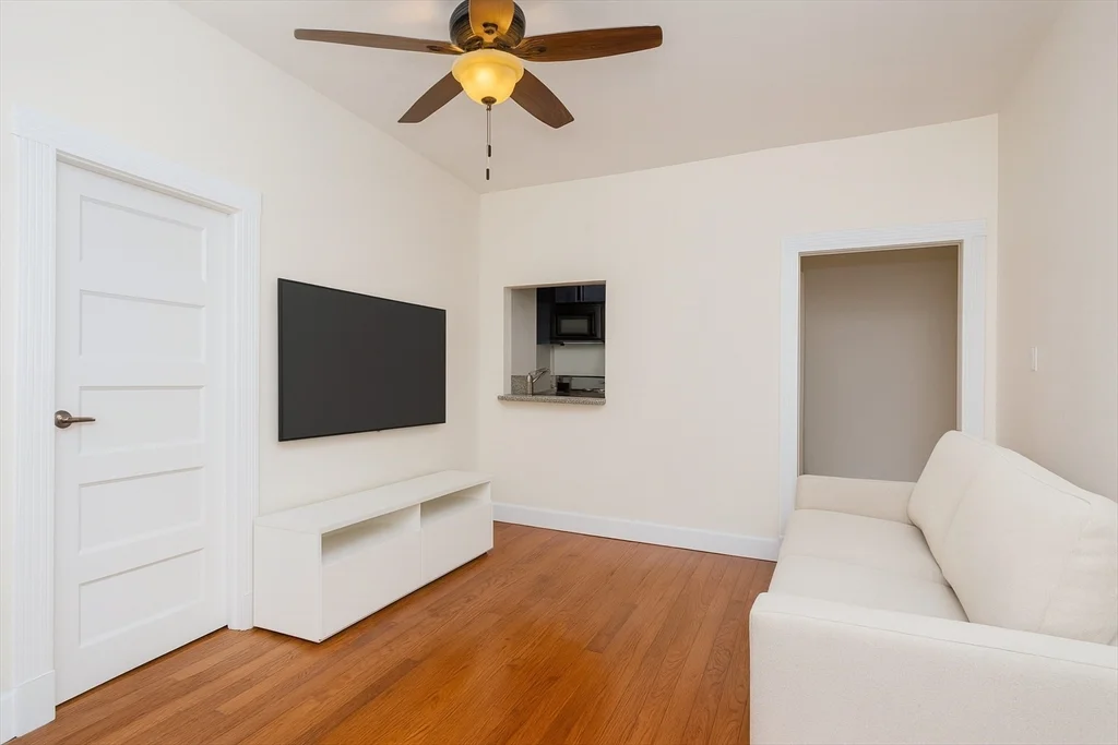 65-67 Burbank St, Fenway