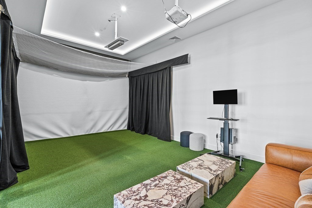 99 Sumner St, East Boston