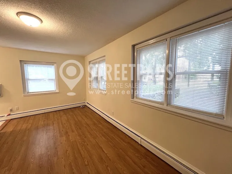 2018 Commonwealth Ave, Brighton