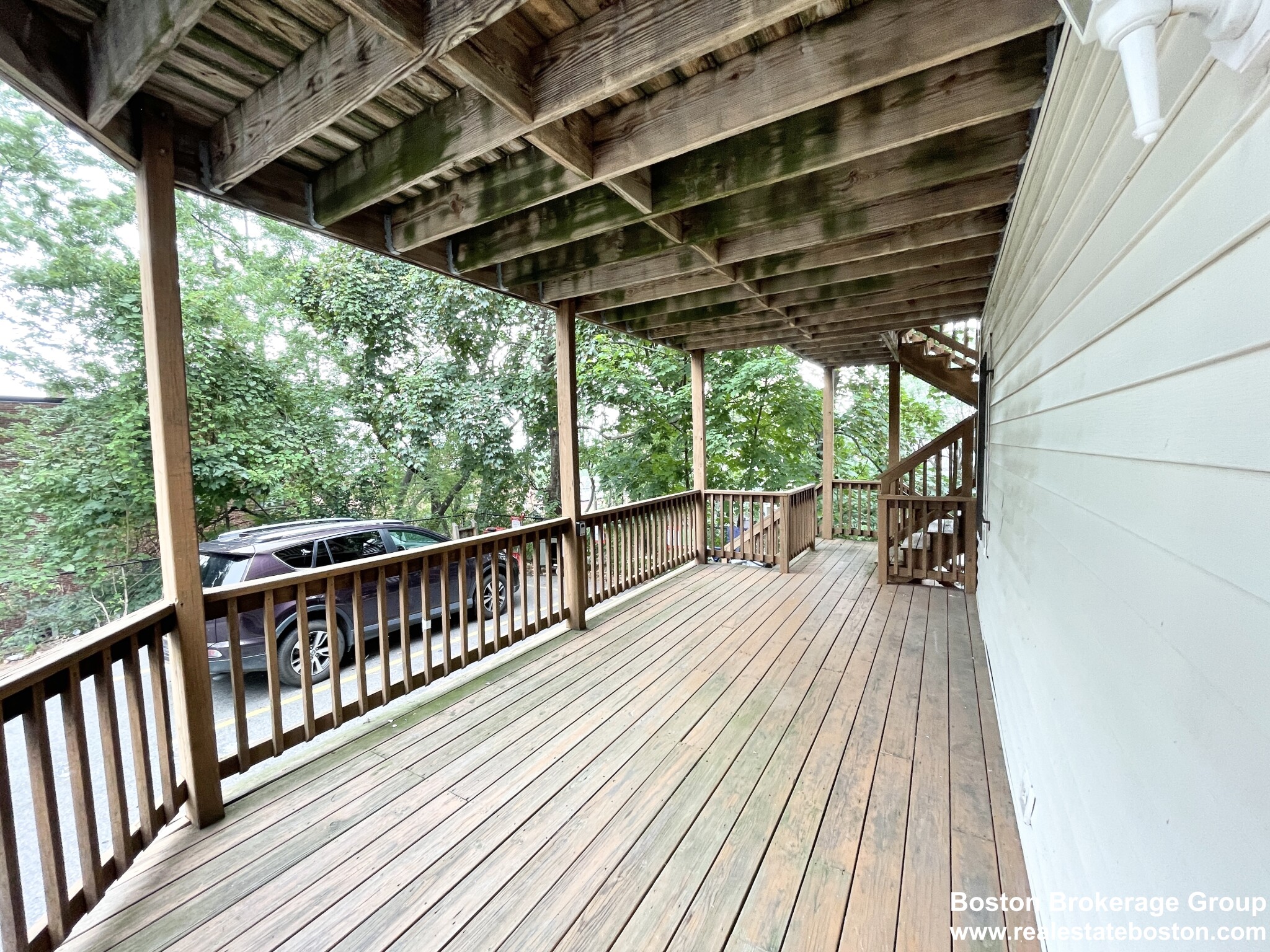 15 Sunset St, Mission Hill