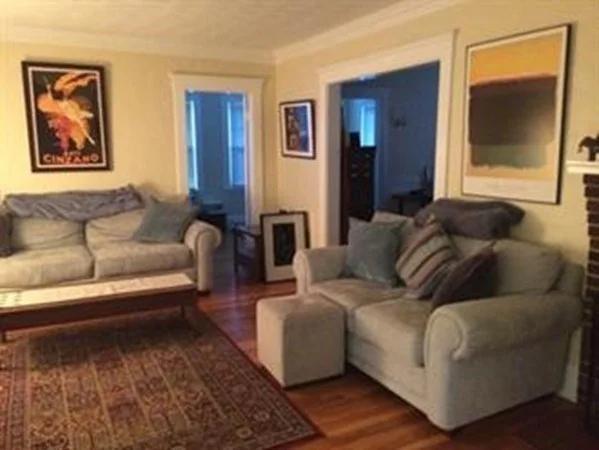 4 Harvard Rd, Belmont