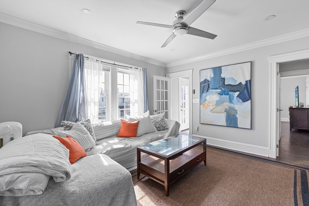 86 Chester Ave, Winthrop