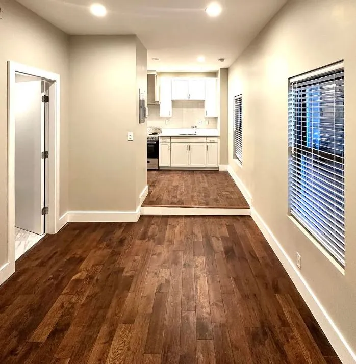 656 Saratoga St, East Boston