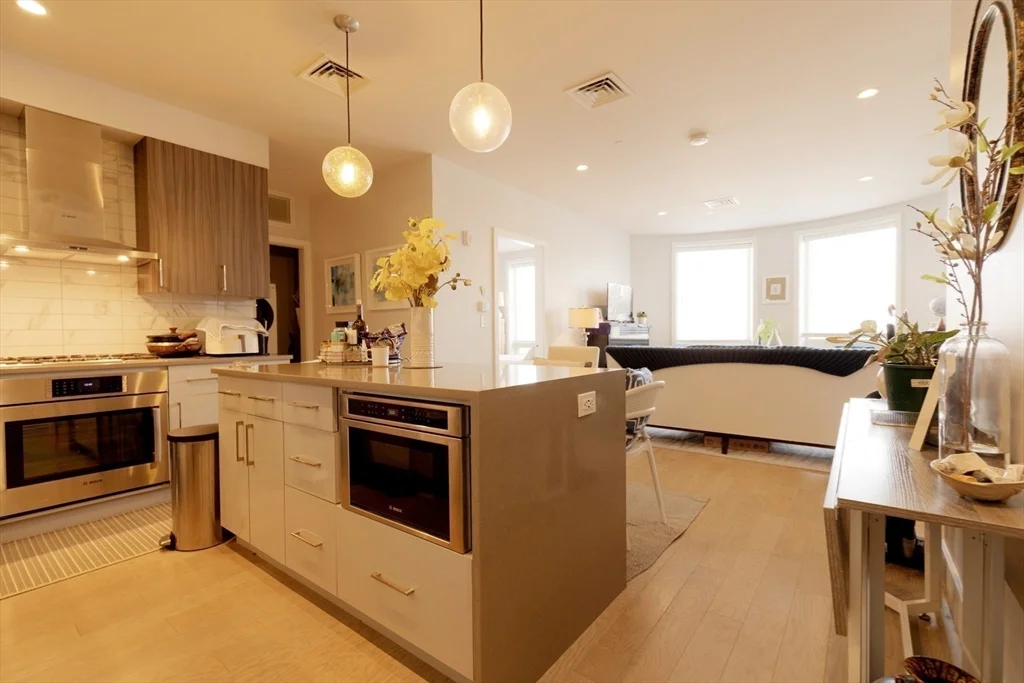 50 Symphony Rd, Fenway