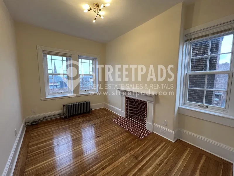 95 Mount Vernon St, Beacon Hill