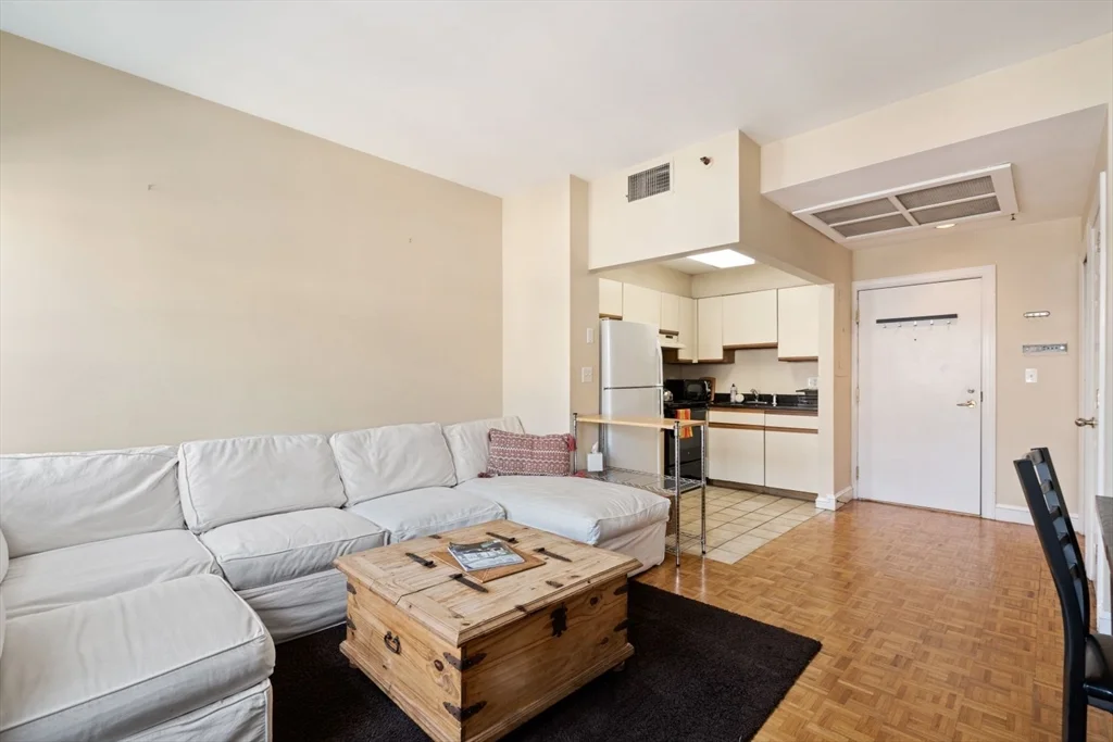 416 Commonwealth Ave, Back Bay