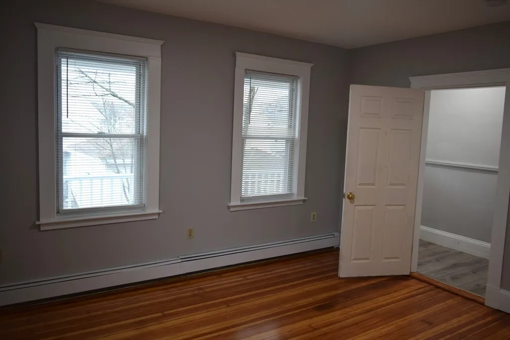 12 Arthur Ave, Quincy