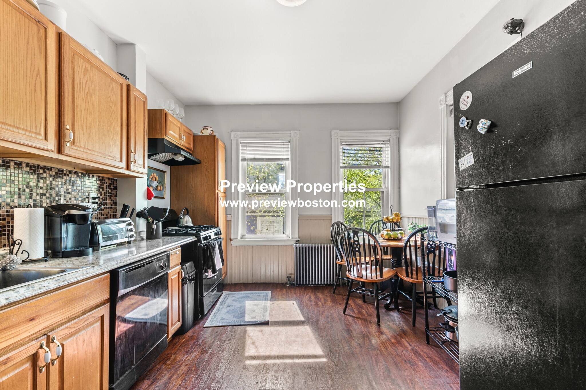 175 River St, Riverside