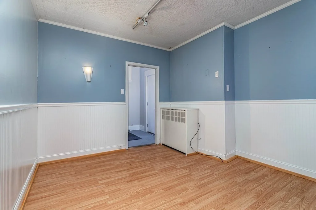 886 Main St, Fitchburg