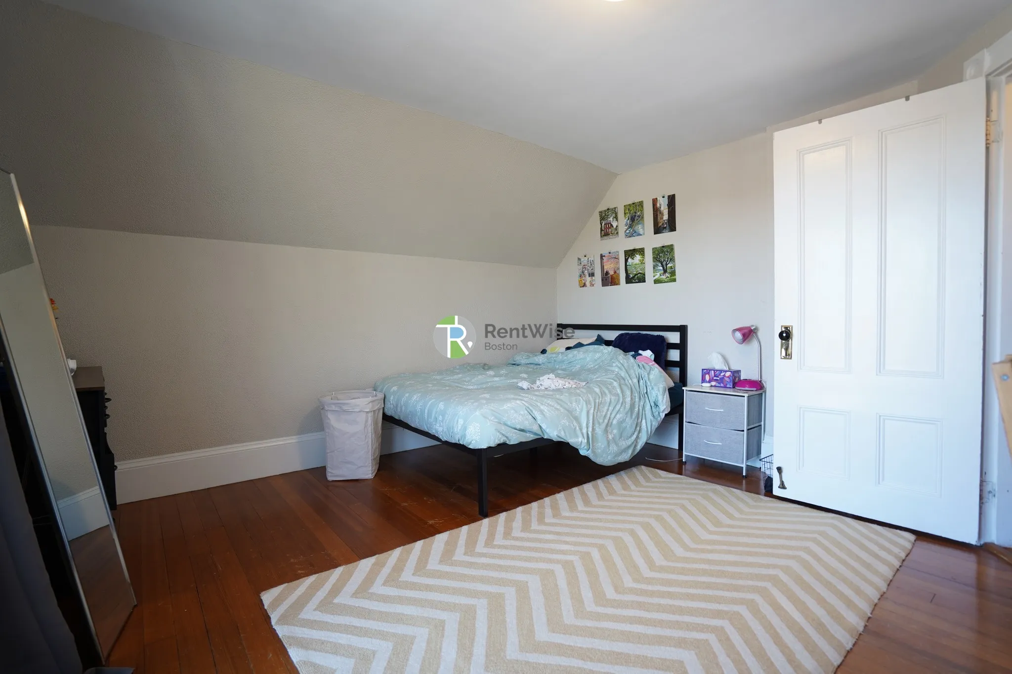 27 Emery St, Medford