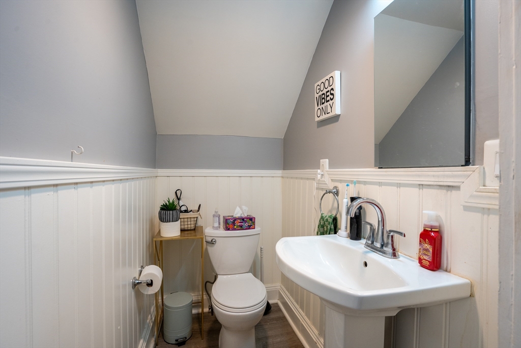 40 Newcastle Rd, Brighton