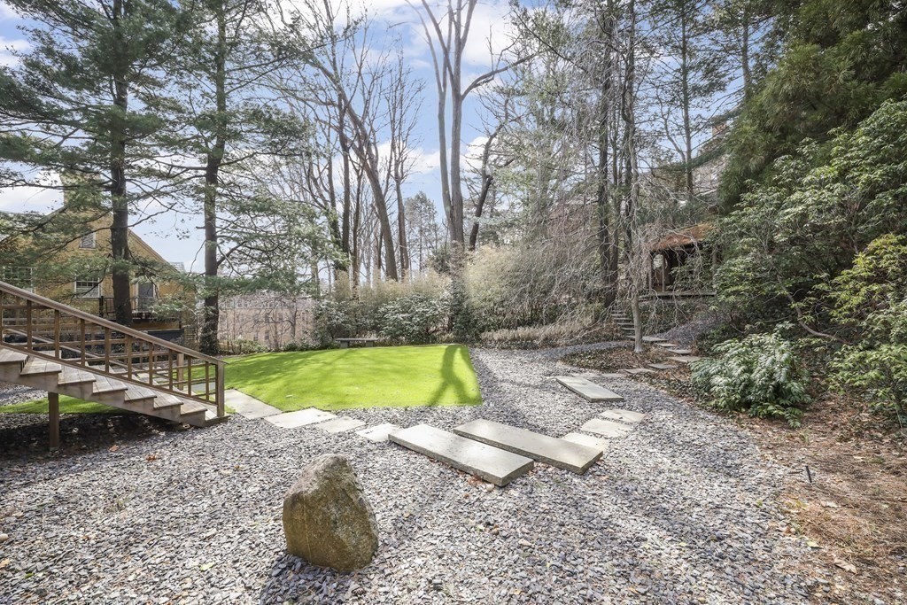 38 Cumberland Ave, Brookline