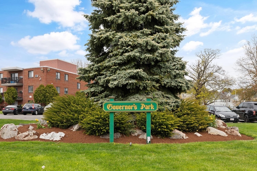 400 Governors Park, Winthrop