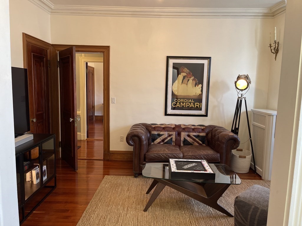 1514 Beacon St, Corey Hill