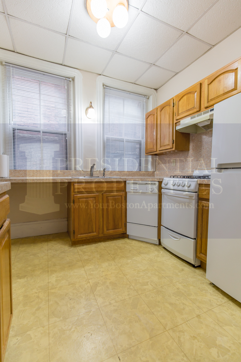 2 bed, 1 bath apartment for rent at 7 Anderson St Unit 6, Beacon Hill — photo 4 of 12