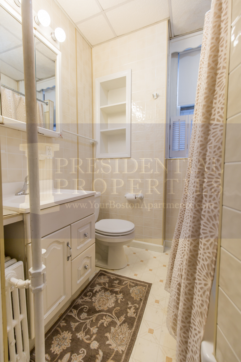 2 bed, 1 bath apartment for rent at 7 Anderson St Unit 6, Beacon Hill — photo 7 of 12