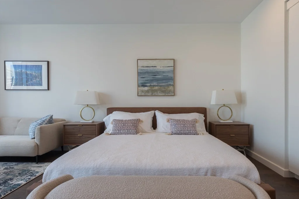 40 Trinity Pl, Back Bay