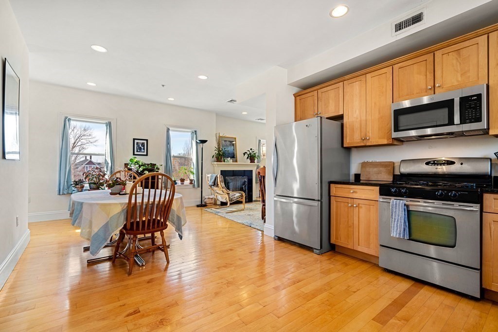 210 Summer St, Spring Hill