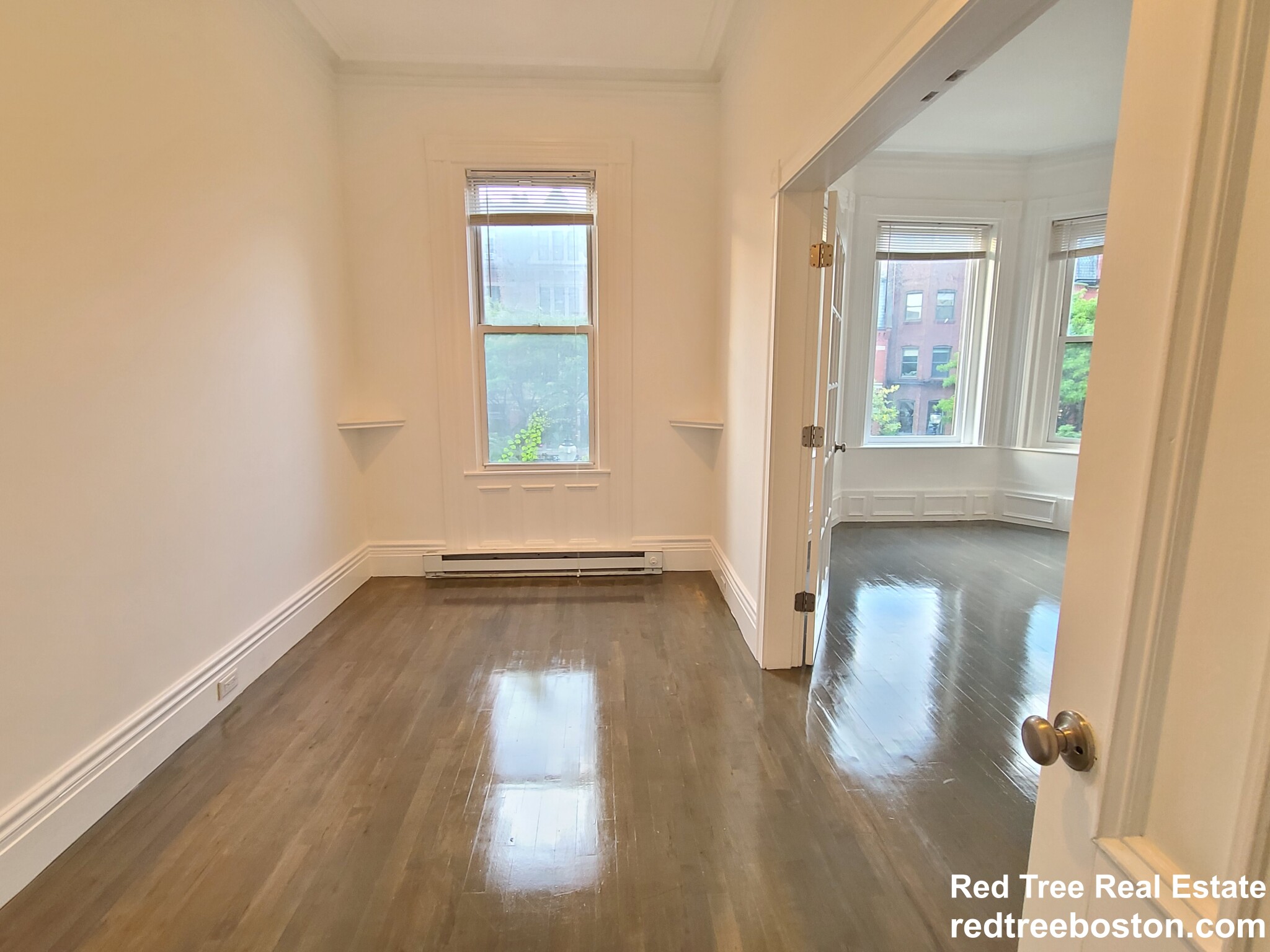 254 Newbury St, Back Bay